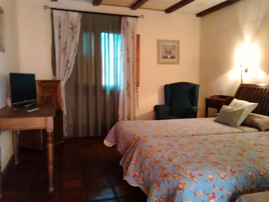 Hotel Los Rastrojos Аранда-де-Дуэро Экстерьер фото