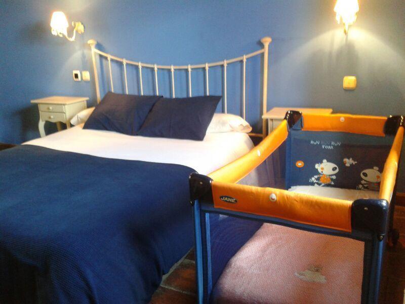 Hotel Los Rastrojos Аранда-де-Дуэро Номер фото