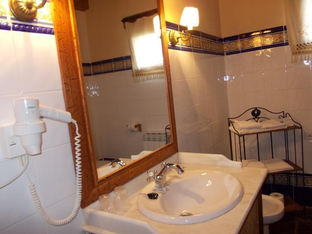 Hotel Los Rastrojos Аранда-де-Дуэро Экстерьер фото