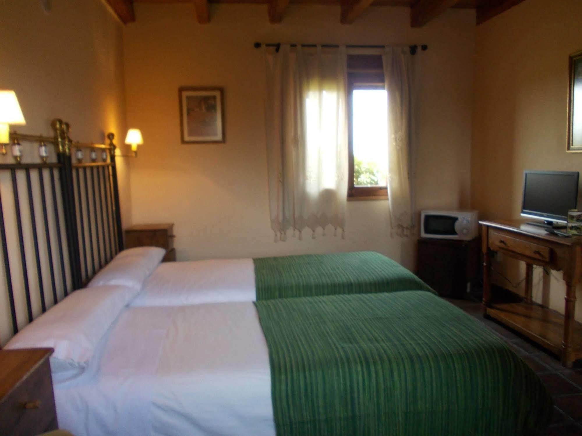 Hotel Los Rastrojos Аранда-де-Дуэро Экстерьер фото