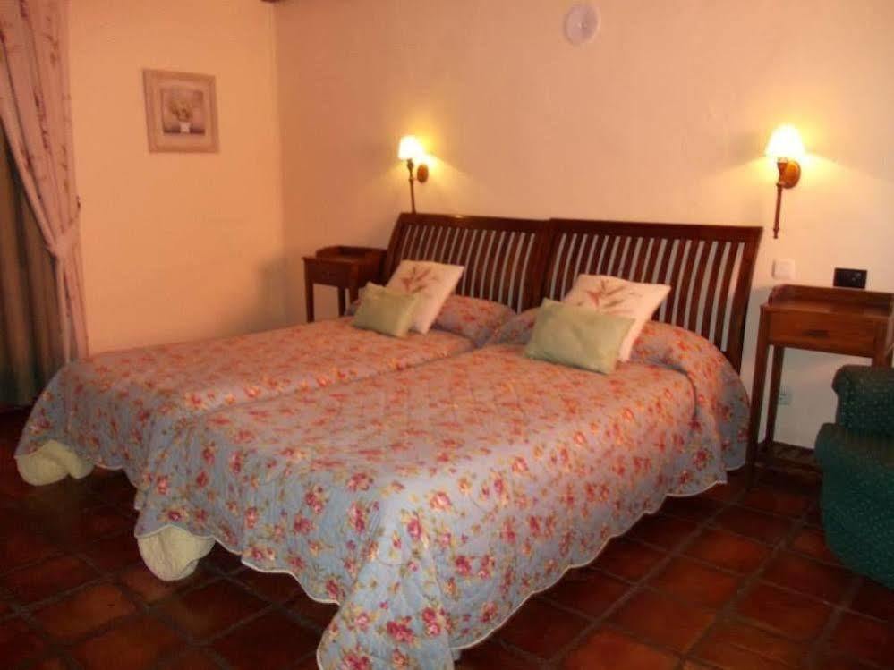 Hotel Los Rastrojos Аранда-де-Дуэро Экстерьер фото